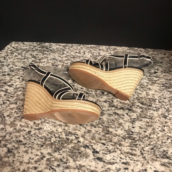 Kelly & Katie Two Tone with Jute Sandals - Picture 3 of 7